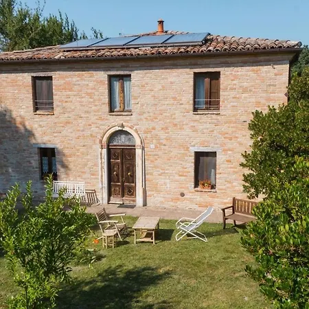 Per Famiglie Montepolo Feriehus *