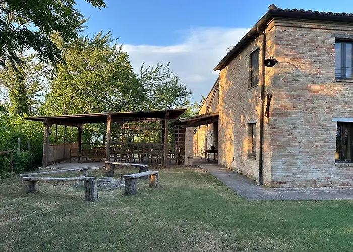 Casa vacanze Per Famiglie Montepolo Canavaccio di Urbino